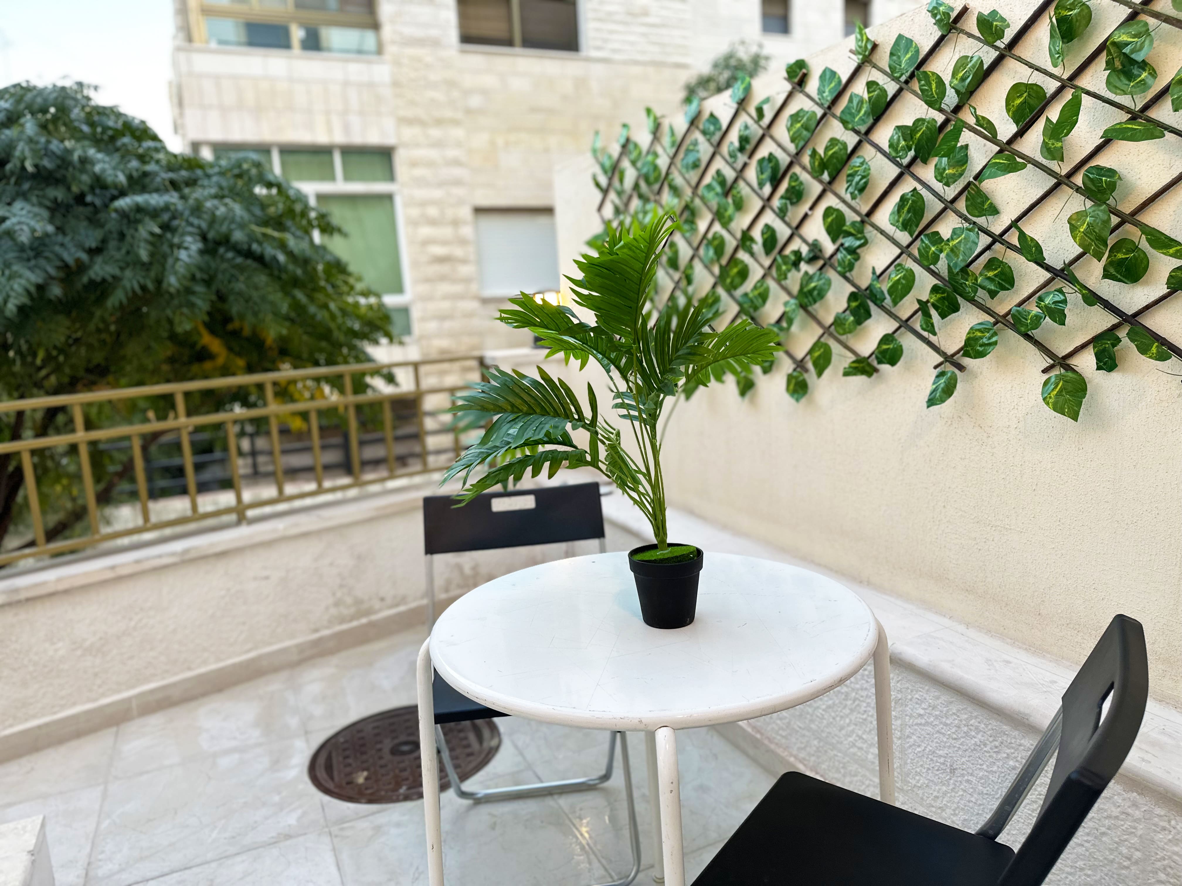 Furnished Studio for Rent in Amman – Mecca Street